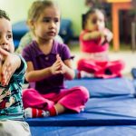 Benefícios da prática do yoga nas crianças